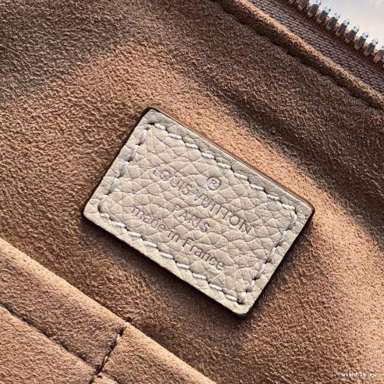 WIS Haumea Louis Vuitton Bag 1023